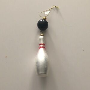 🐰 Bowling Pin & Ball Ornament